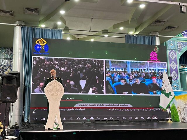 کار دولت انقلابی در ادامه فتح خرمشهر است کار دولت انقلابی در ادامه فتح خرمشهر است
