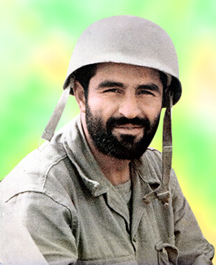 در هر وجب از این خاک لاله کاشتیم تا این پرچم را برافراشتیم