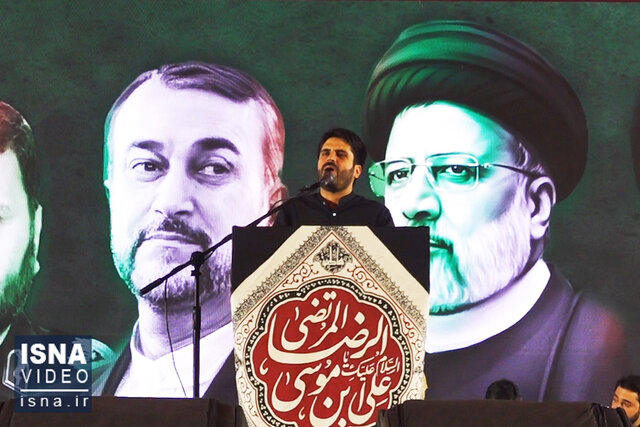 ویدیو/ شعرخوانی محمد رسولی در مراسم شام غریبان شهدای خدمت ویدیو/ شعرخوانی محمد رسولی در مراسم شام غریبان شهدای خدمت