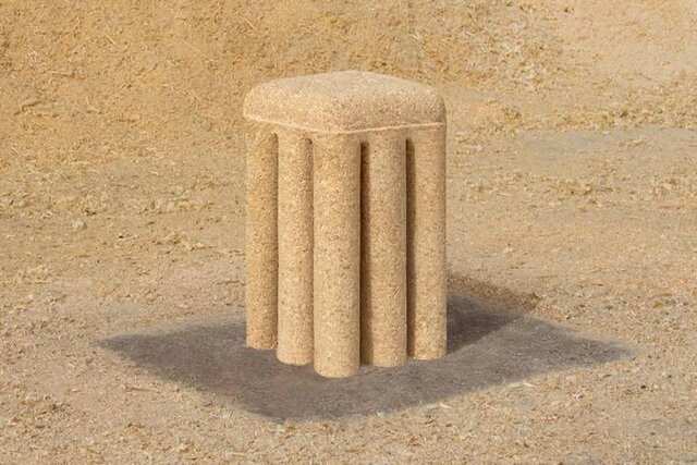 این چارپایه را بعد از استفاده آتش بزنید این چارپایه را بعد از استفاده آتش بزنید