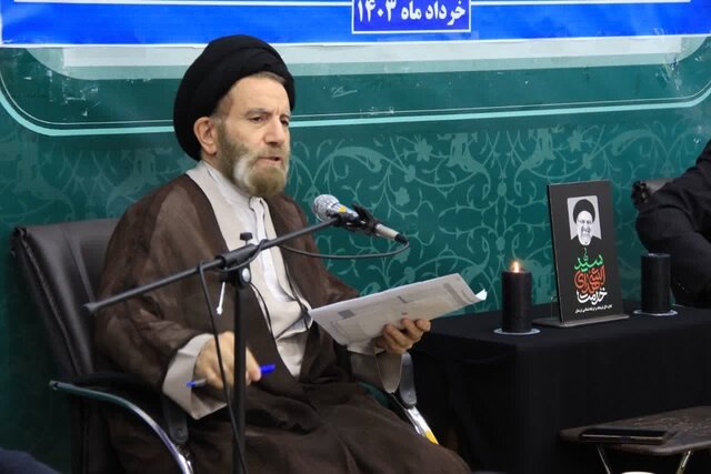 رسانهها الگوهای رفتاری رئیس جمهور فقید را ترویج دهند رسانهها الگوهای رفتاری رئیس جمهور فقید را ترویج دهند