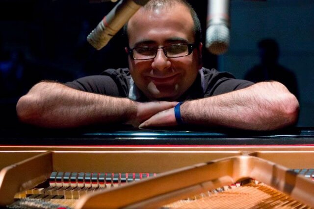 فردین خلعتبری: این آلبوم بهانهای برای بودن است!