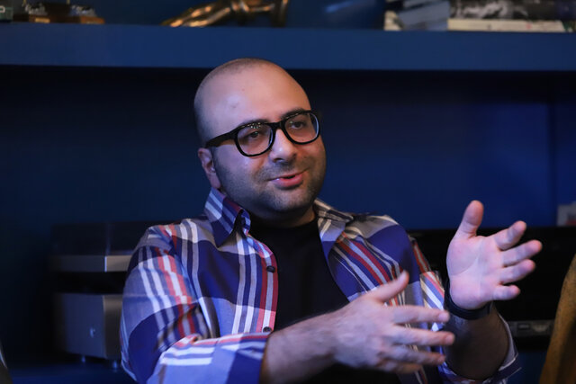 عوامل این اجرا دیوانهاند!