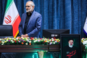 سید محمد حسینی، معاون سابق پارلمانی رئیس جمهور در مراسم تودیع و معارفه معاون پارلمانی رئیس جمهور