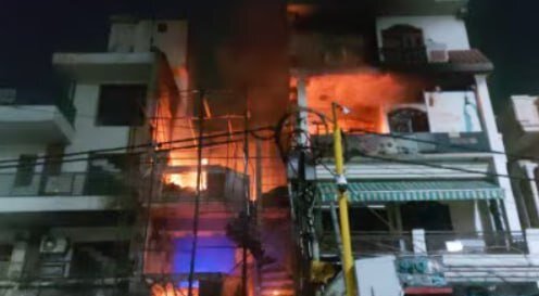 عکس تزئینی است آتشسوزی در بیمارستانی در پایتخت قرقیزستان