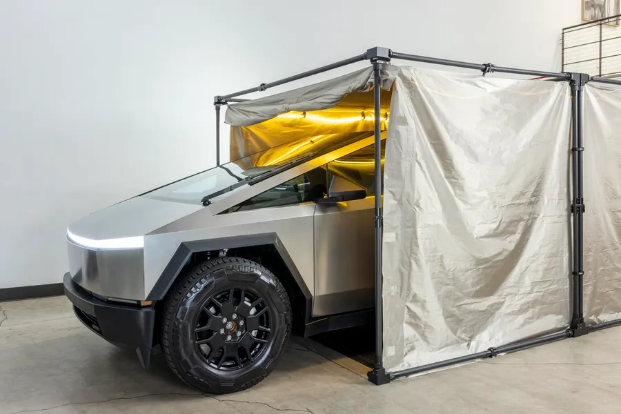 یک روکش آخرالزمانی برای سایبرتراک ساخته شد