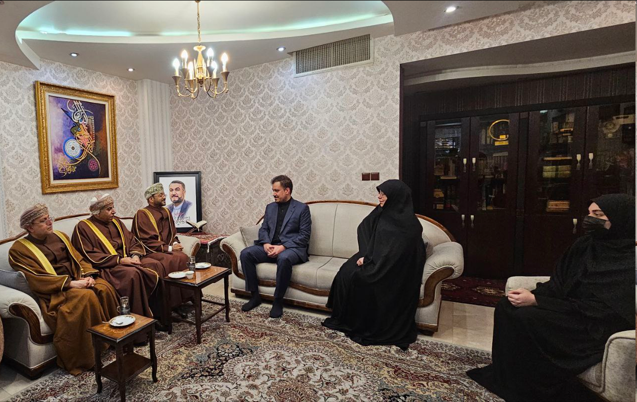 همسر شهید امیرعبداللهیان: ایشان علاقهمند به توسعه روابط  با عمان بود