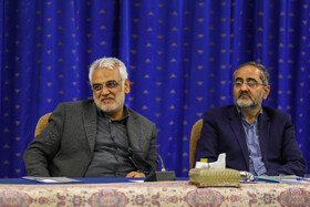 محمدمهدی طهرانچی، رئیس دانشگاه آزاد در جلسه شورای عالی انقلاب فرهنگی