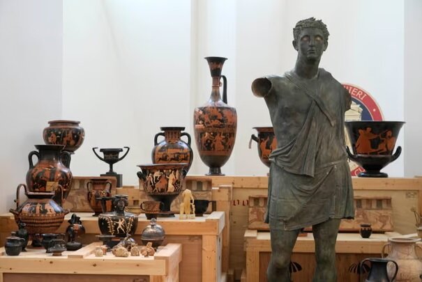 آمریکا آثار تاریخی ۶۵ میلیون دلاری ایتالیا را پس داد