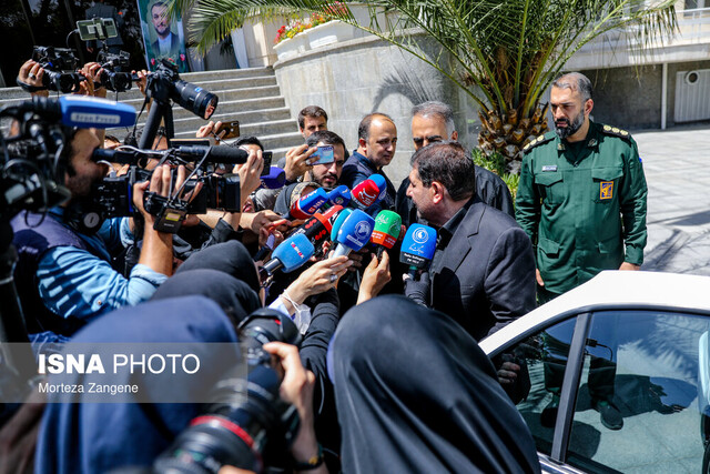 ۲۹ روز تا انتخابات؛ واکنش دولتمردان به کاندیداتوری/فردا چه کسانی میتوانند ثبت نام کنند؟