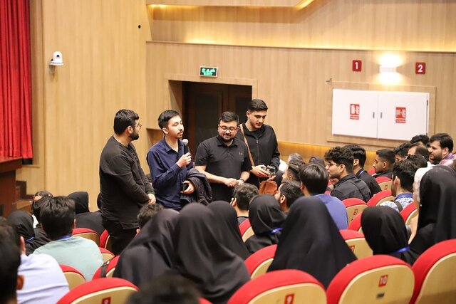 گروه «گمنام» از دانشگاه تهران مقام سوم را کسب کرد