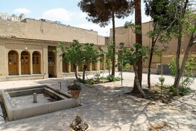 خانه تاریخی کهکشانی که متعلق به دوران قاجار است و در سال ۱۳۸۴ به ثبت ملی رسیده است.
