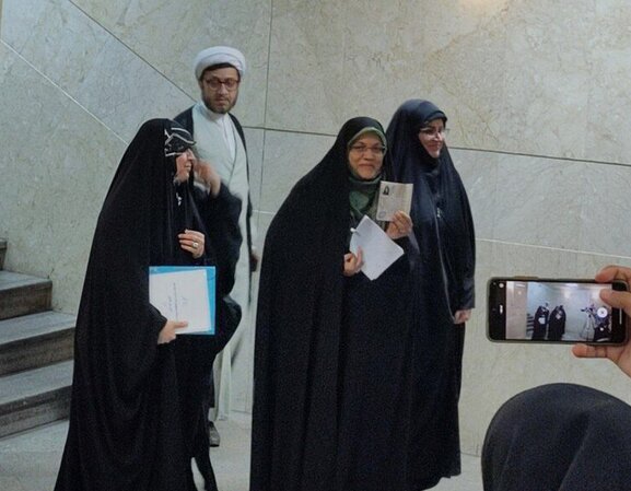 زهره الهیان داوطلب کاندیداتوری انتخابات ریاست جمهوری شد زهره الهیان داوطلب کاندیداتوری انتخابات ریاست جمهوری شد