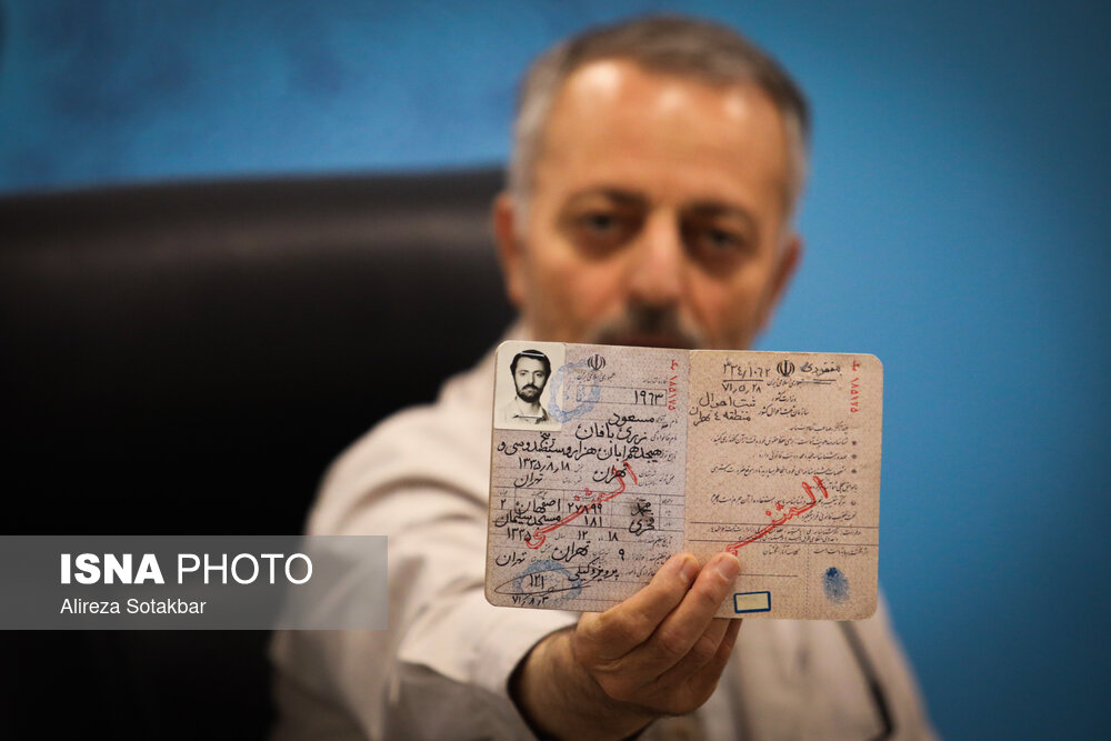 ورود مجریان امروز و دیروز به ستاد انتخابات