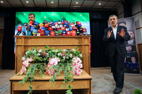 حضور محمود احمدی‌نژاد در چهارمین روز ثبت نام کاندیداهای چهاردهمین دوره انتخابات ریاست جمهوری