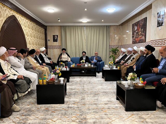 نوع رفتار ماموران عربستان با زائران پیگیری شود