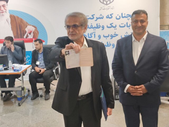 علی صوفی داوطلب کاندیداتوری انتخابات ریاستجمهوری شد علی صوفی داوطلب کاندیداتوری انتخابات ریاستجمهوری شد
