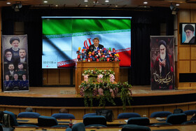  علی وقفچی در آخرین روز ثبت نام کاندیداهای چهاردهمین دوره انتخابات ریاست جمهوری