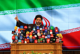 حجت‌الاسلام سیداحمد موسوی در پنجمین روز ثبت نام کاندیداهای چهاردهمین دوره انتخابات ریاست جمهوری