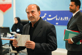 محمدحسن نامی در آخرین روز ثبت نام کاندیداهای چهاردهمین دوره انتخابات ریاست جمهوری
