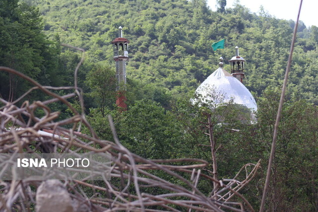 اداره برق به مشترکان آتش‌سوزی روستای امامزاده ابراهیم خسارت می‌دهد