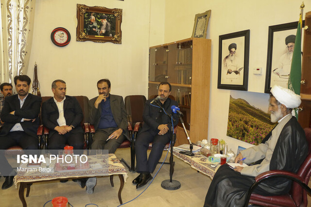 سفر وزیر اقتصاد به چهارمحال و بختیاری