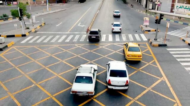 تقاطعات سطح شهر شیراز ایمنسازی میشوند تقاطعات سطح شهر شیراز ایمنسازی میشوند