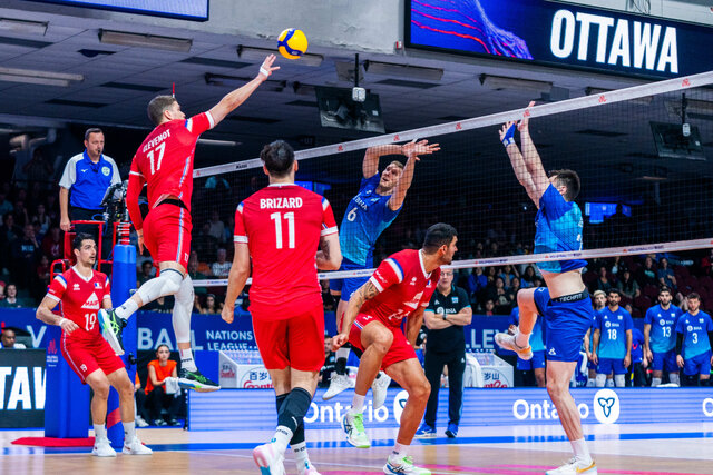 پیروزی نفسگیر والیبال فرانسه مقابل آرژانتین در لیگ ملتها پیروزی نفسگیر والیبال فرانسه مقابل آرژانتین در لیگ ملتها