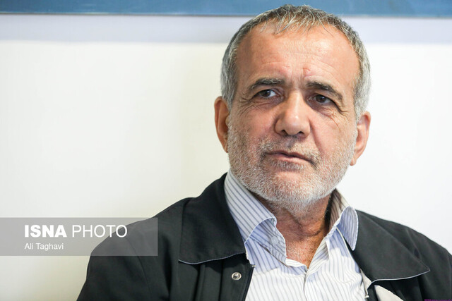 در دیدار فراکسیون مستقلین مجلس با پزشکیان چه گذشت؟ در دیدار فراکسیون مستقلین مجلس با پزشکیان چه گذشت؟
