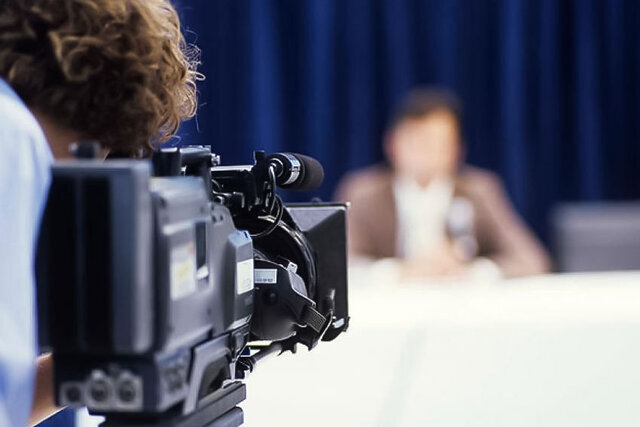 سینماگران حرفهای مستندهای تبلیغاتی انتخابات را میسازند؟ سینماگران حرفهای مستندهای تبلیغاتی انتخابات را میسازند؟