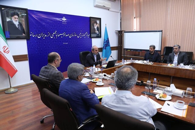 ارتقای سطح نخبگی و کارشناسی سوالات مناظرهها