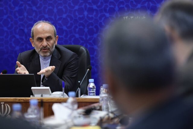 ارتقای سطح نخبگی و کارشناسی سوالات مناظرهها