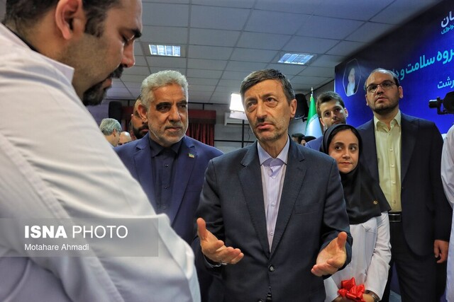 رفع ۵۰ درصد نیاز کشور به داروهای ضد سرطان/ تمرکز ستاد اجرایی بر صنعت دارو