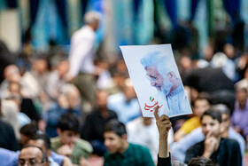 حامیان سعید جلیلی در سفر انتخاباتی وی به اراک