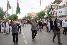 راهپیمایی نمازگزاران قمی در حمایت از مردم غزه