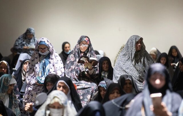 آخرین دعای کمیل پیش از آغاز حج برگزار شد آخرین دعای کمیل پیش از آغاز حج برگزار شد