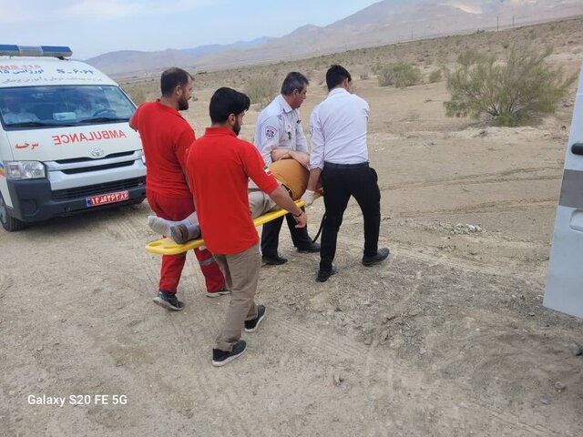 مصدومیت چهار سرنشین کوئیک در اثر انحراف به چپ مصدومیت چهار سرنشین کوئیک در اثر انحراف به چپ
