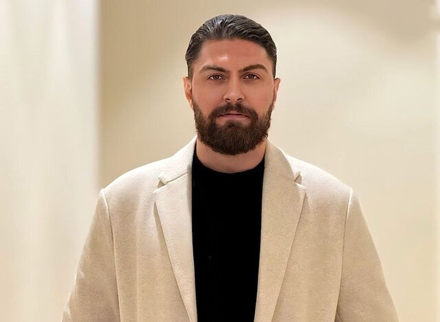 نوید محمدزاده، گوهر خیراندیش و رامبد جوان تئاتر کار میکنند