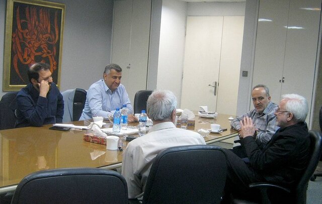 دیدار مدیرکل هنرهای تجسمی با همتایانش در دهه ۶۰