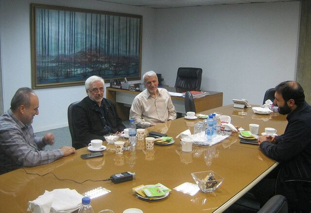 دیدار مدیرکل هنرهای تجسمی با همتایانش در دهه ۶۰