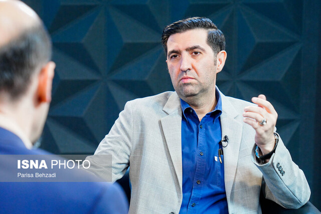 آجرلو: روابط بین قالیباف و جلیلی برادرانه است/احتمال تکرار انتخابات ۹۲ وجود دارد