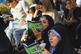 مراسم دعای عرفه در گلزار شهدای کرمان