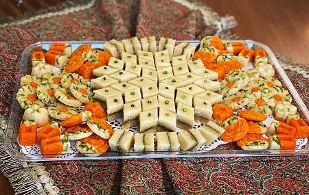 دنیای گردشگری غذا و طعمهای ترش و شیرین ساوه و زرندیه