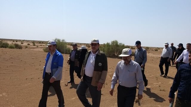 کاهش گرد و غبار و تصادفها ارمغان اجرای طرحهای بیابانزدایی در گرمسار