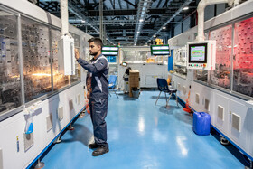 خط تولید کارخانه تولید پنل خورشیدی کشور در خمین
