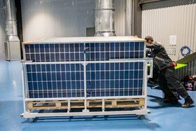 خط تولید کارخانه تولید پنل خورشیدی کشور در خمین