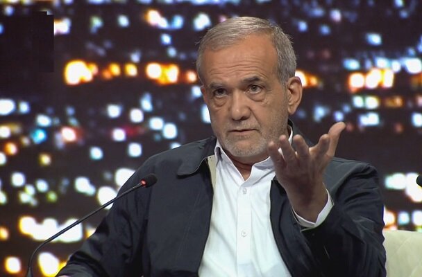 مناظره اول؛ کلیگویی با چاشنی کسالت