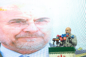 محمدباقر قالیباف نامزد انتخابات چهاردهمین دوره ریاست جمهوری در گردهمایی کارگران و بازنشستگان