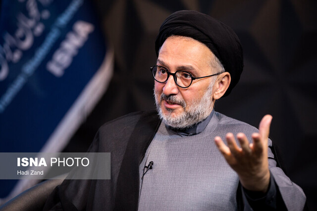 ابطحی: تهدیدات ترامپ کاملا غیردیپلماتیک است/ رویارویی نظامی به نفع بیزینس ترامپ نیست ابطحی: تهدیدات ترامپ کاملا غیردیپلماتیک است/ رویارویی نظامی به نفع بیزینس ترامپ نیست