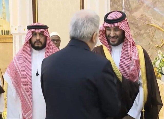 نشست بنسلمان و مقامهای حاضر در حج با حضور سفیر ایران